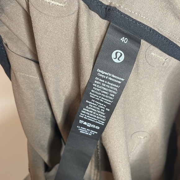 Lululemon | Men’s Relaxed Tapered Twill Pants Size 40 - Picture 7 of 8